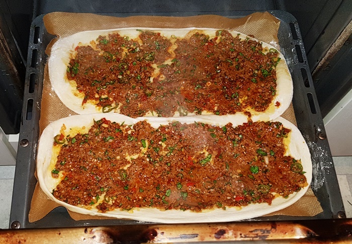 Lahmacun, Türkei, Pizza, Teigfladen