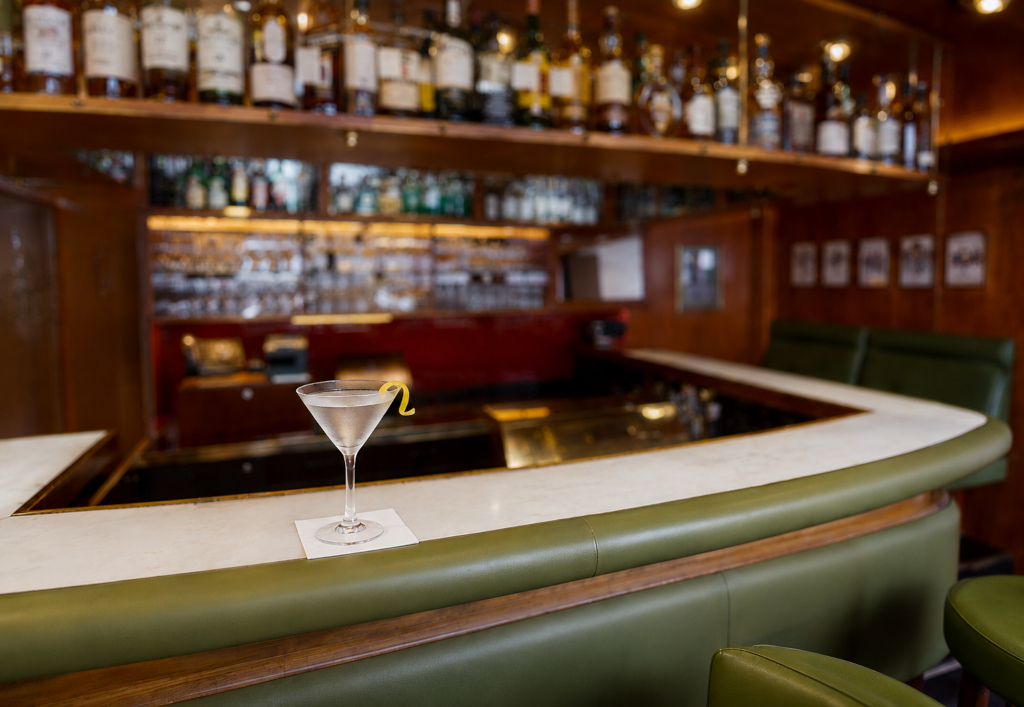 Leos Bar im Lusienhof in Hannover