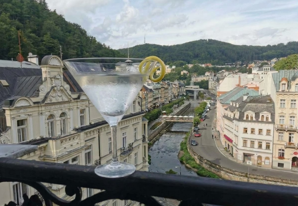 Der Roomservice funktioniert selbst aus Becher’s Bar vorzüglich